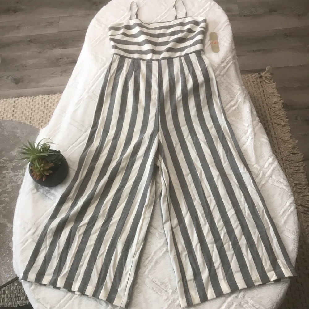 Gianni Bini Striped Jumpsuit in Gray and White
